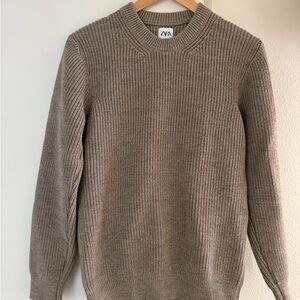 Zara Knit Sweater, sz Medium